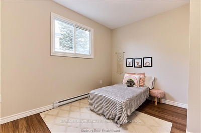 408 King St, Greater Sudbury - West image-0-4