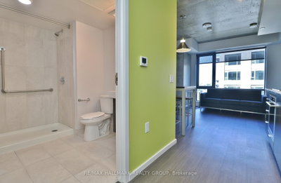 Unit 1917 — 105 Champagne Avenue — photo 2