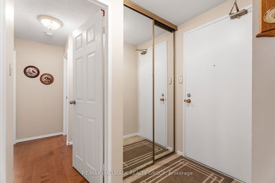 Unit 303 — 1599 Lassiter Terr, Beacon Hill North - South and Area - 2105 - Beaconwood image-0-4