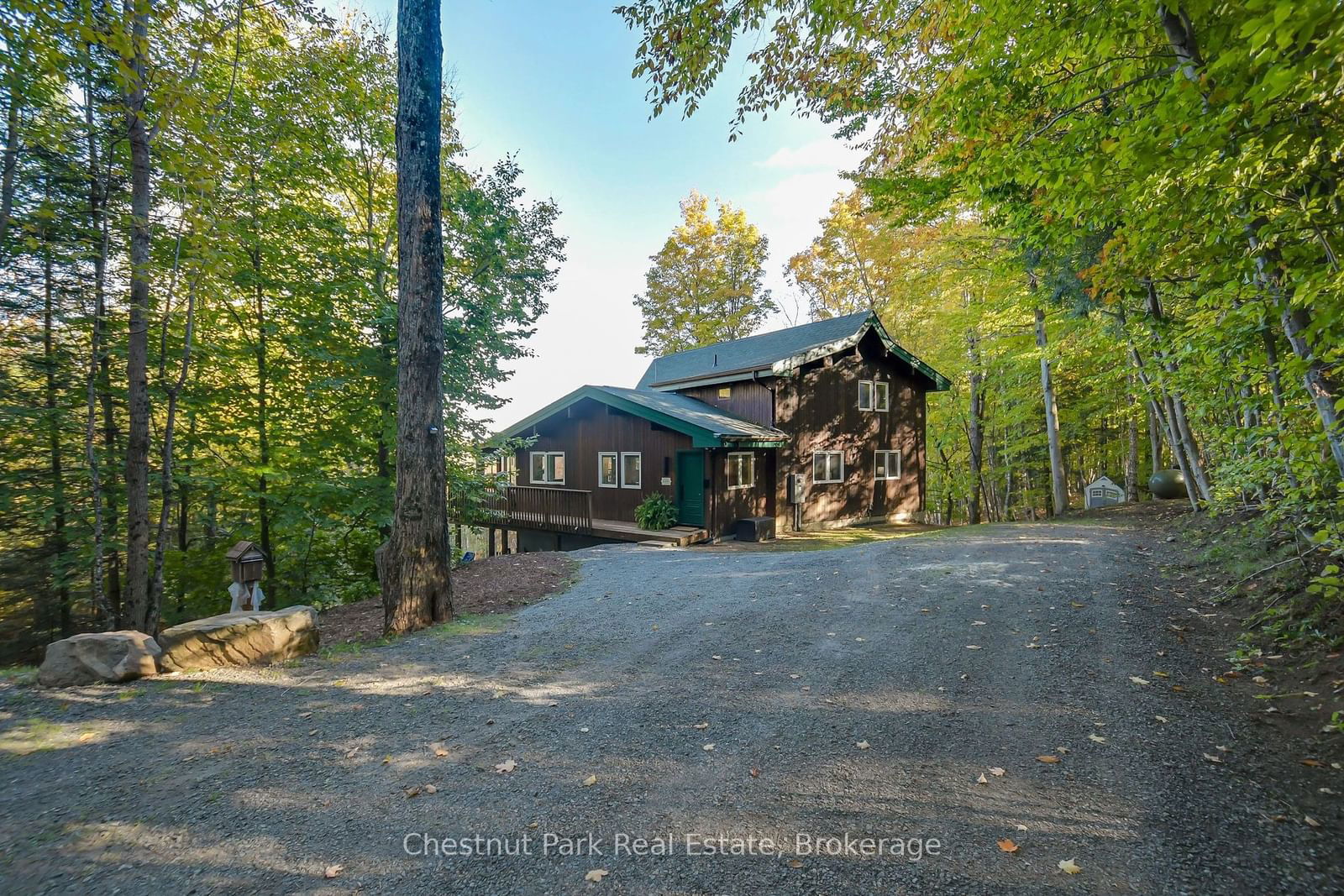 Detached House sold at 1033 Point Ideal Road, Lake of Bays, Franklin, P0A 1H0 - MLS: X11885092