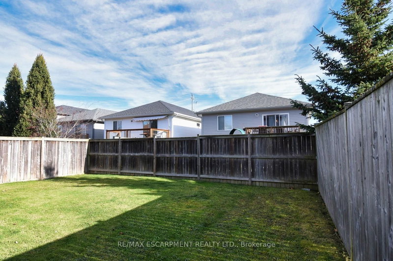 160 Wallace Ave S, Welland, L3B 1R5 | Image 3