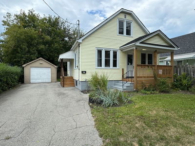 Detached House for sale at 267 NIAGARA Street, St. Catharines, 445 - Facer, L2M 5N2 - MLS: X11886863