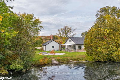 885 Glen Cedar Dr, Smith-Ennismore-Lakefield - Rural Smith-Ennismore-Lakefield image-0-2