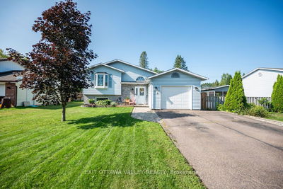 14 Church St, Laurentian Hills - 511 - Chalk River and Laurentian Hills South