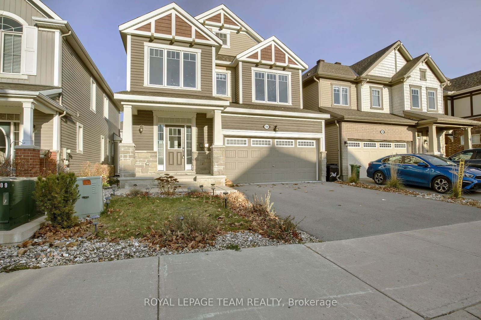 Detached House leased at 704 Devario Crescent, Barrhaven, 7711 - Barrhaven - Half Moon Bay, K2J 6H3 - MLS: X11887658