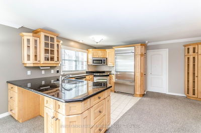 Unit 201 — 24 ONTARIO St, Bracebridge - Macaulay image-0-4