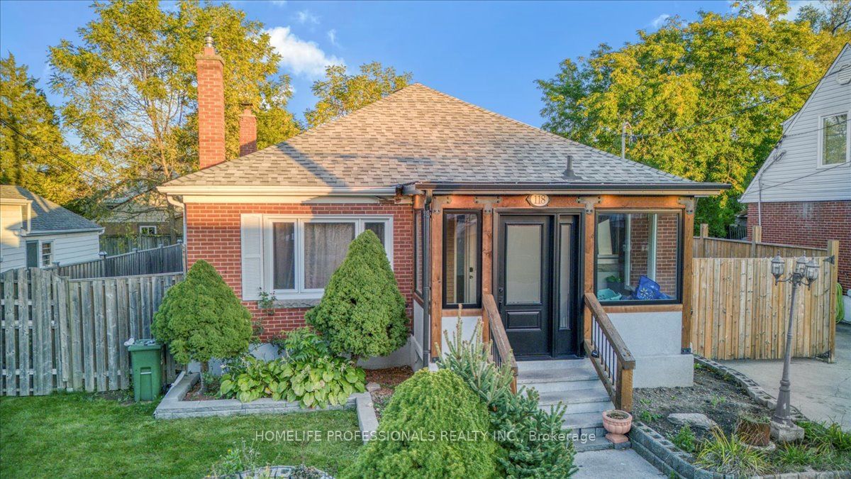 Detached House sold at 118 Second Street, Hamilton, Stoney Creek, L8G 1Z4 - MLS: X11887955