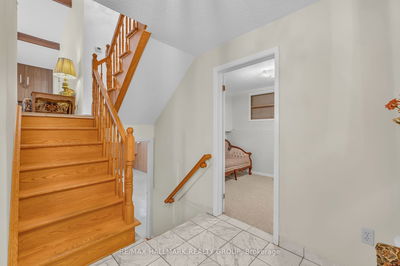 29 Lipstan Ave, Cityview - Parkwoods Hills - Rideau Shore - 7201 - City View/Skyline/Fisher Heights/Parkwood Hills image-0-2