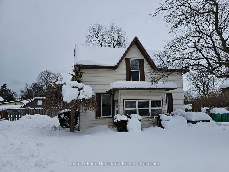 43 Trafalgar St, Goderich - Goderich Town image-0-0