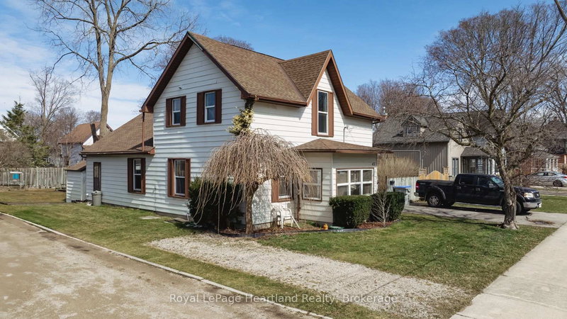 43 Trafalgar St, Goderich, N7A 1T3 | Image 2