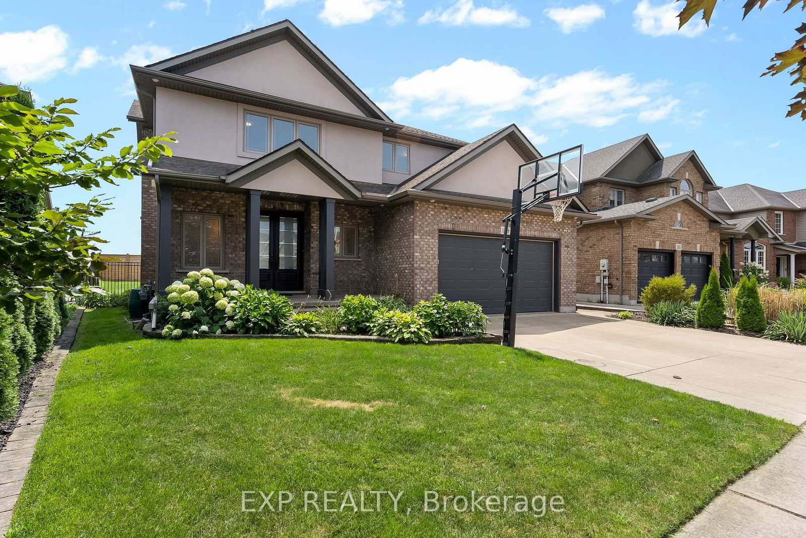 Building at 199 Tuliptree Road, Thorold, Confederation Heights