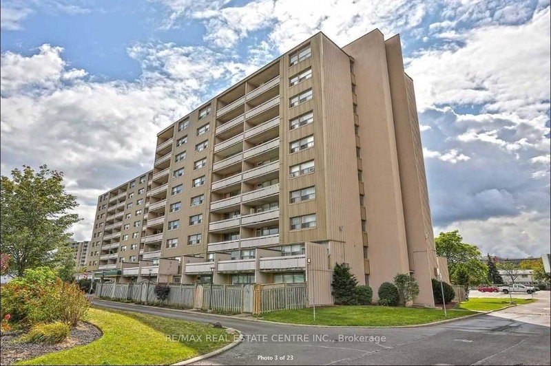 17 - 15 Albright Rd, Hamilton, L8K 5J2 | Image 2