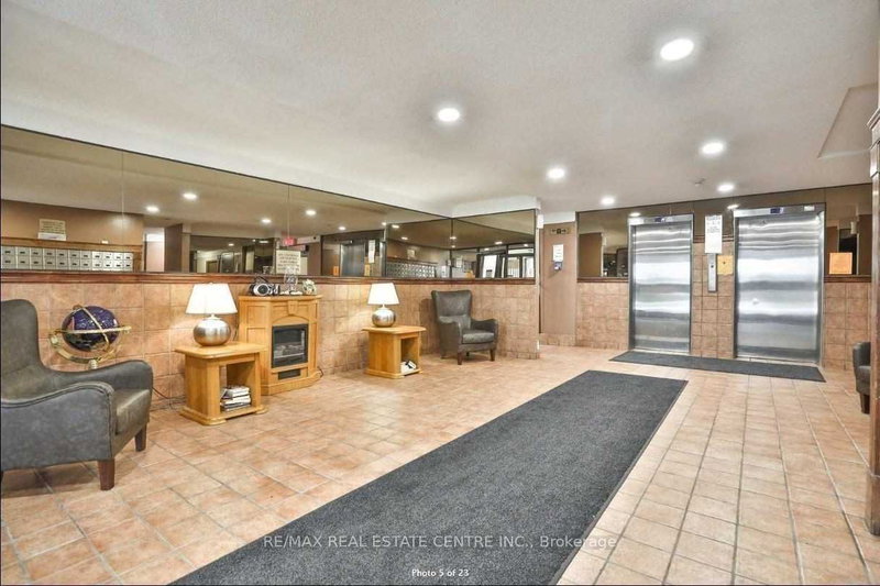 17 - 15 Albright Rd, Hamilton, L8K 5J2 | Image 3