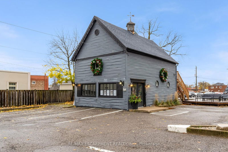 home for lease on Upper-13 Mountain Street