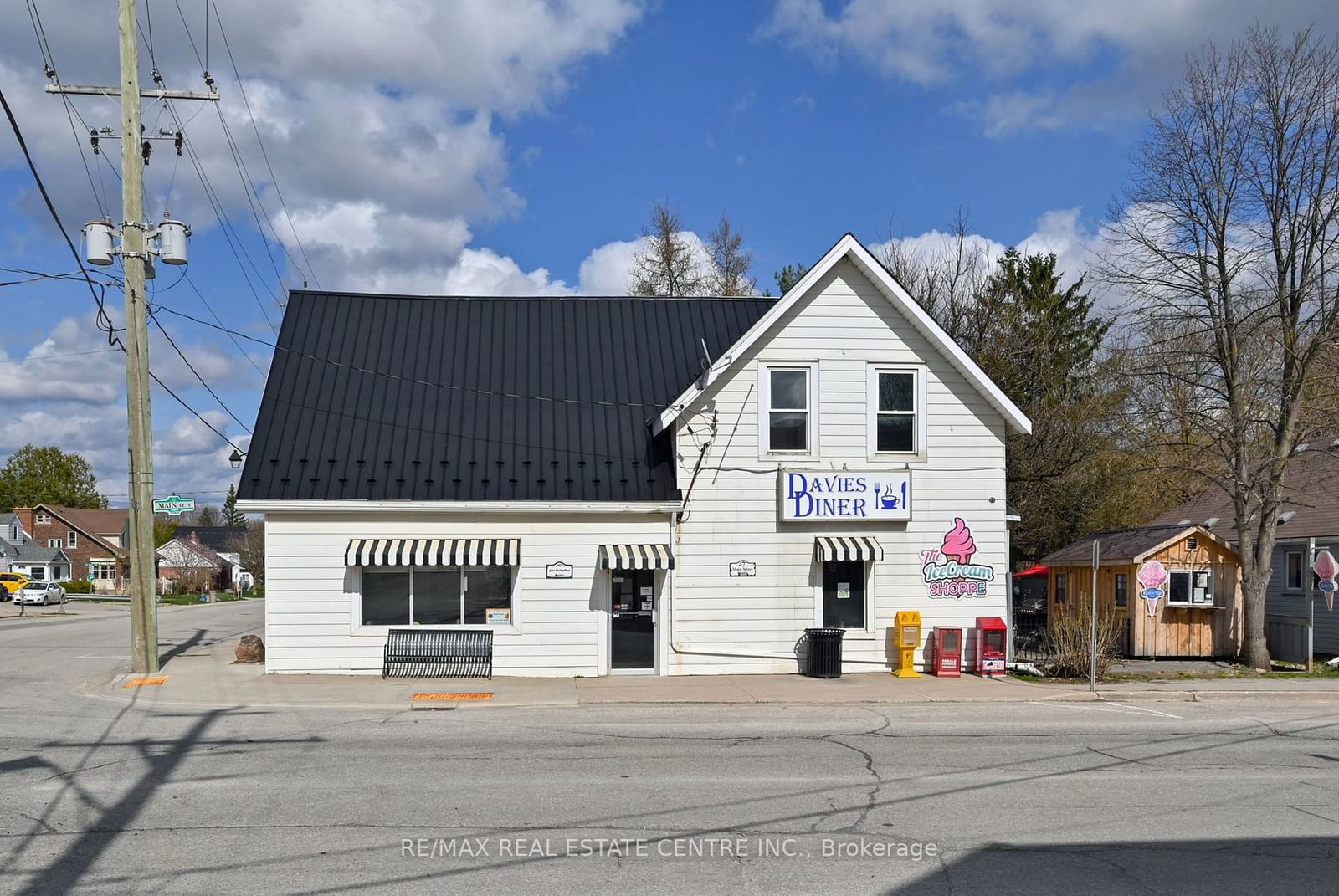 Building at 47 Main Street, East Luther Grand Valley, Grand Valley