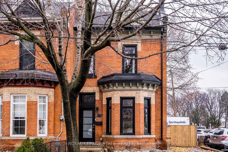 home for sale on 20 Peter Street