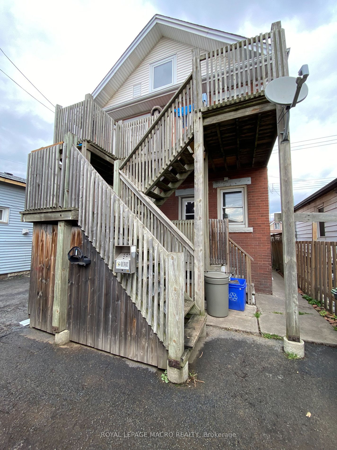 Detached House for lease at Unit 1-522 Roxborough Avenue, Hamilton, Homeside, L8H 1R4 - MLS: X11889247