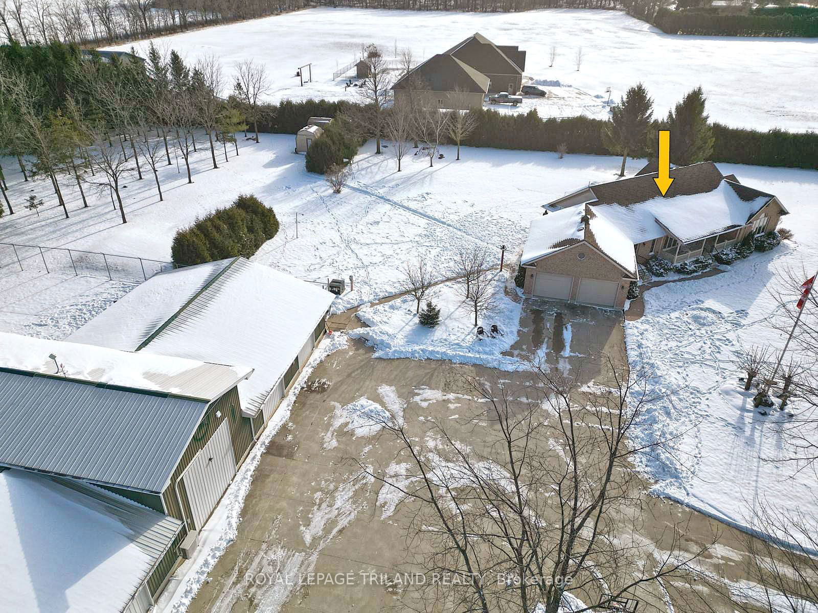 Building at 22164 Dundonald Road, Southwest Middlesex, Rural Southwest Middlesex