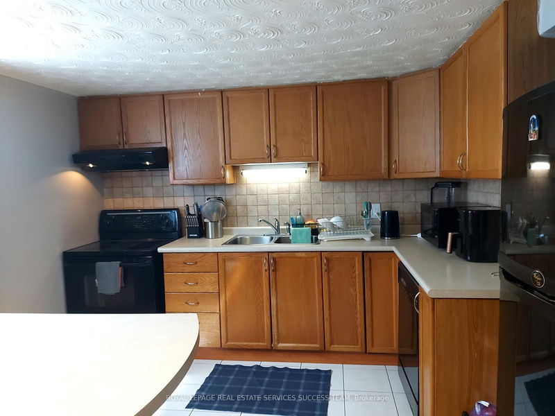 home for lease on #2-160 Delmar Drive E