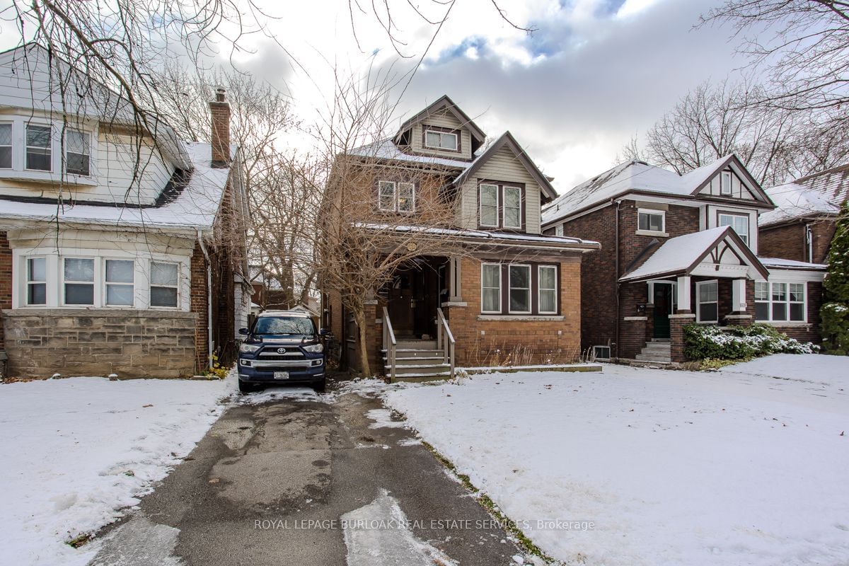 Detached House sold at 1225 King Street, Hamilton, Westdale, L8S 1M5 - MLS: X11890390