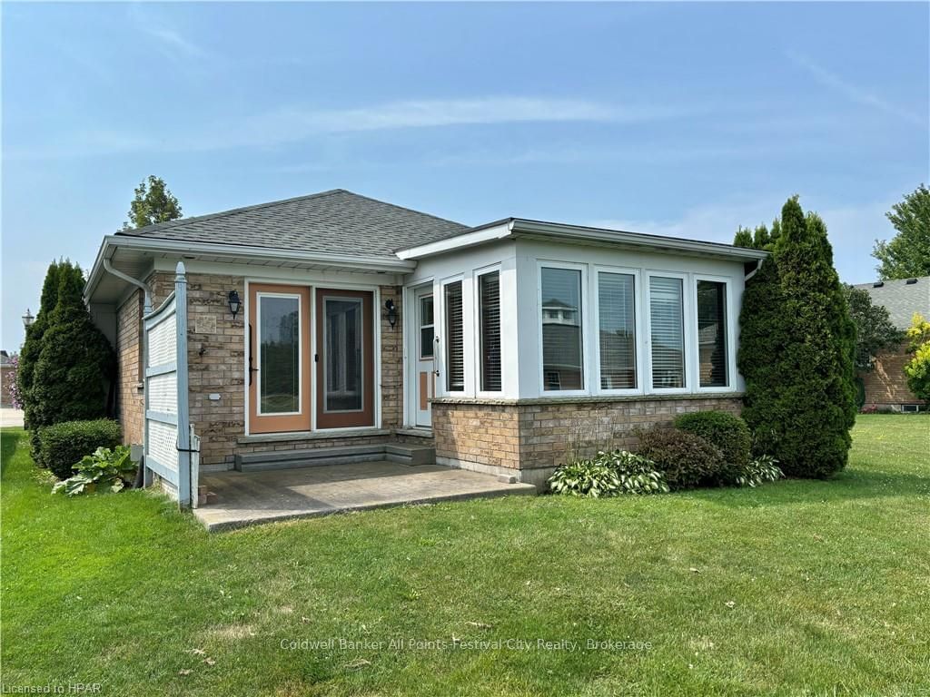 Detached House for sale at 250 Bethune Crescent, Goderich, Goderich Town, N7A 4M6 - MLS: X11890433