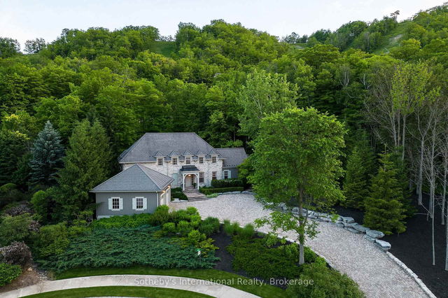 114 HEMLOCK Court