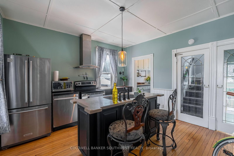 224 Vidal St S, Sarnia, N7T 2T7 | Image 3