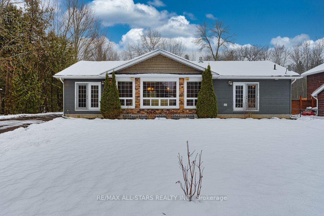 Building in 120 Echo Bay Road