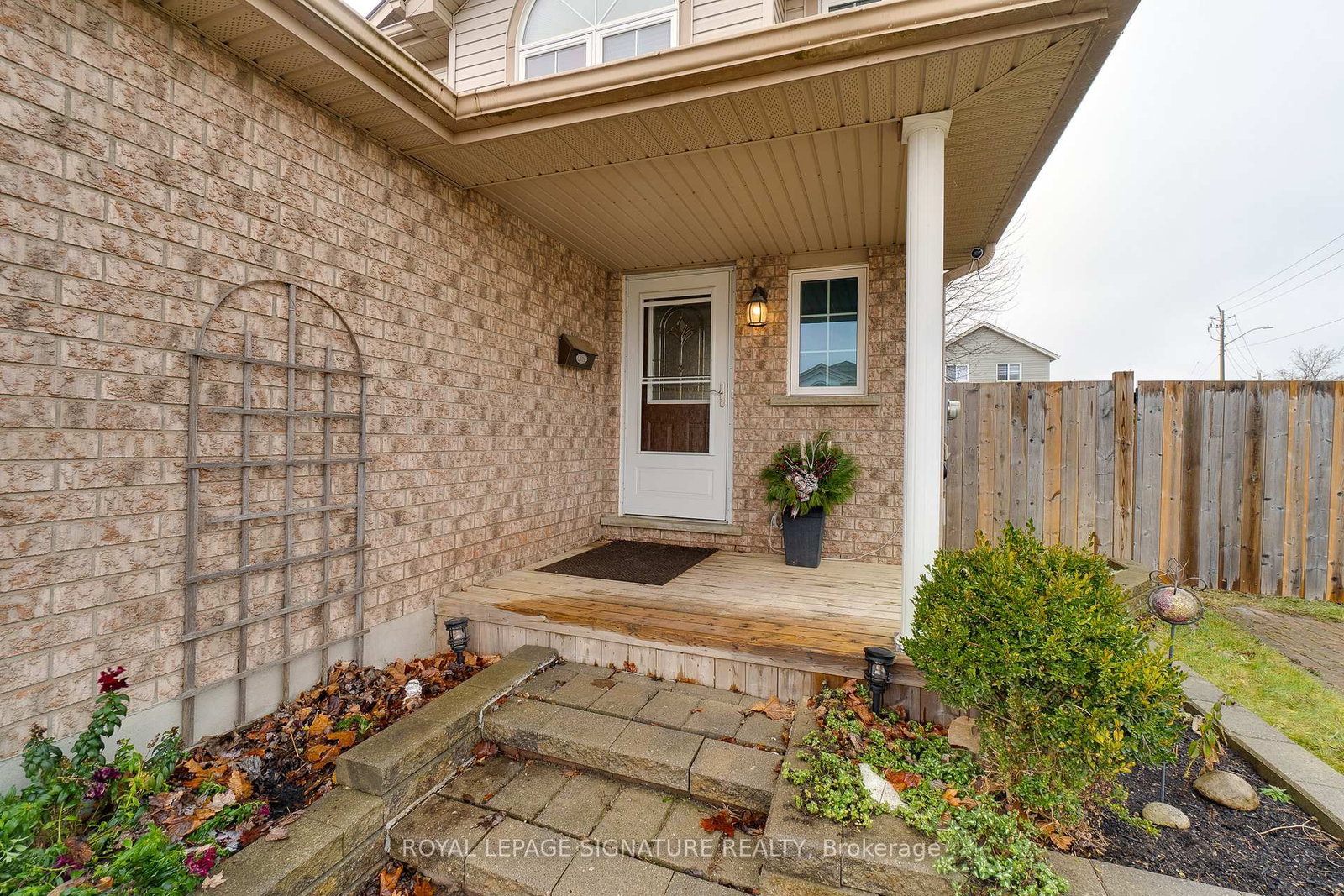 Listing Image 3
