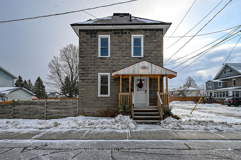 15 Thomas St, Smiths Falls - 901 - Smiths Falls image-0-0