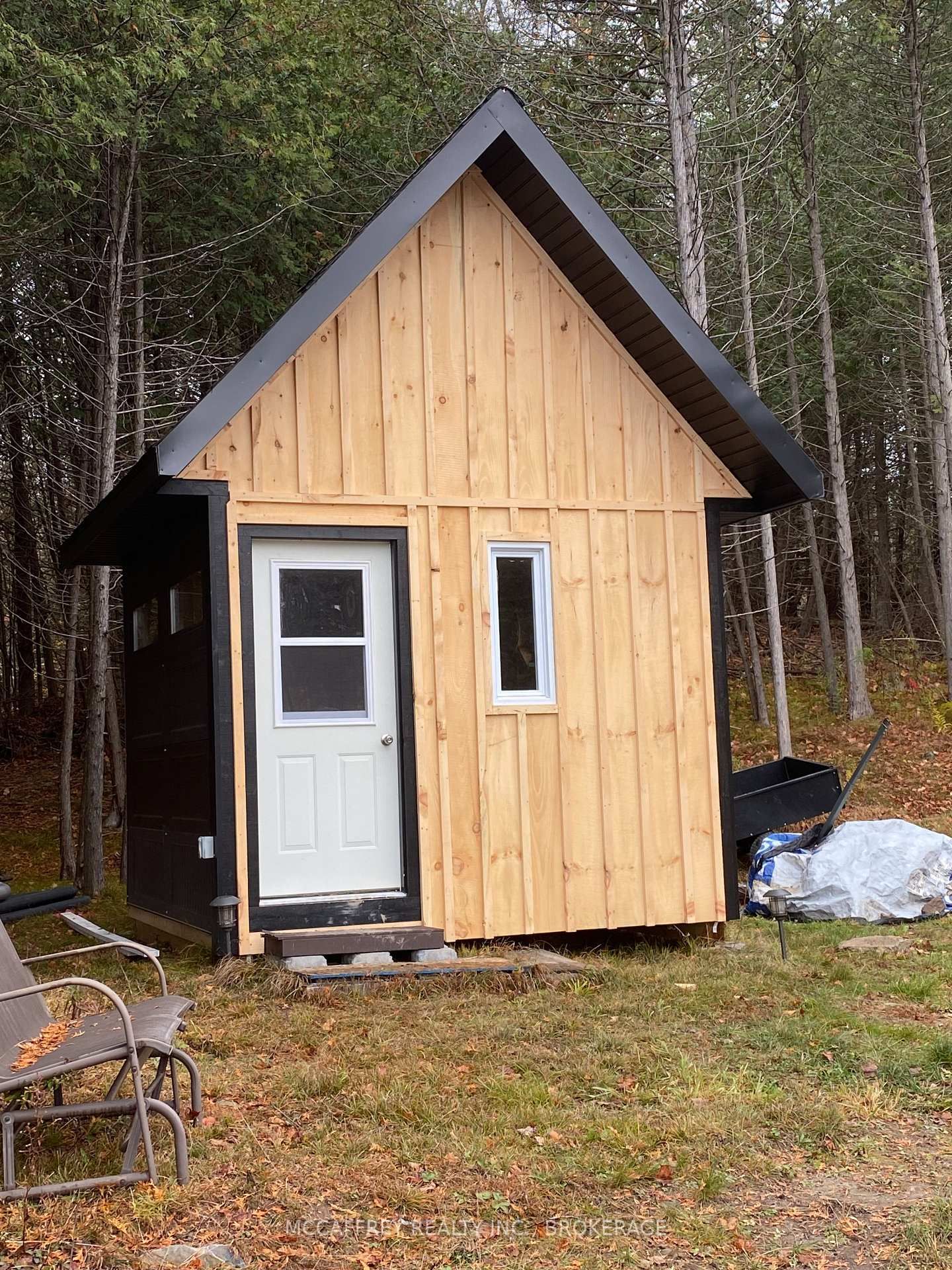 Listing Image 16