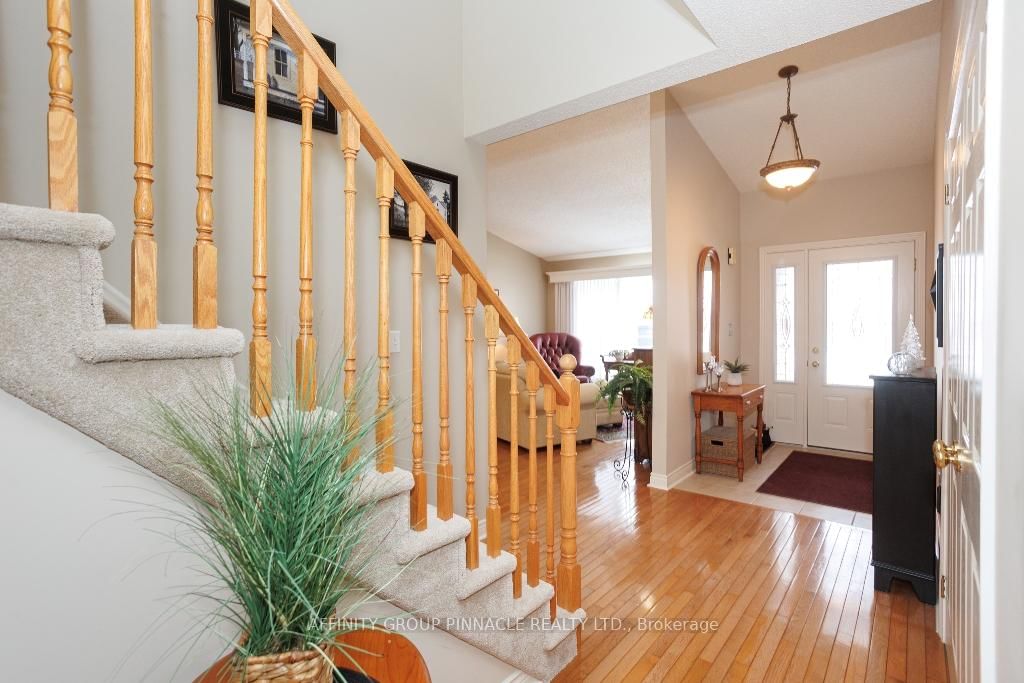 Listing Image 17
