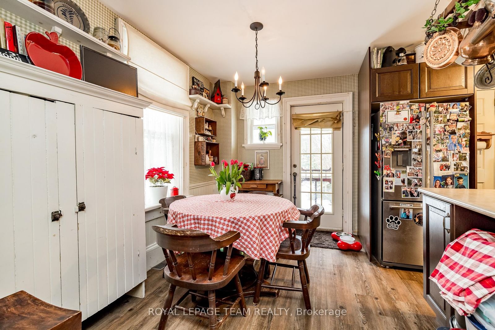 Listing Image 19