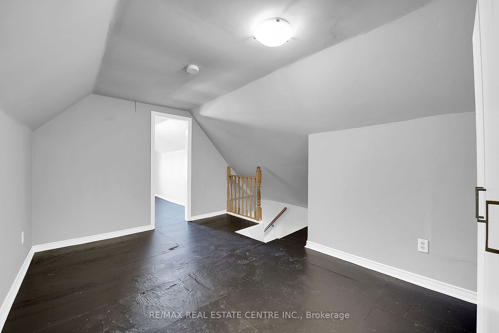 Listing Image 30