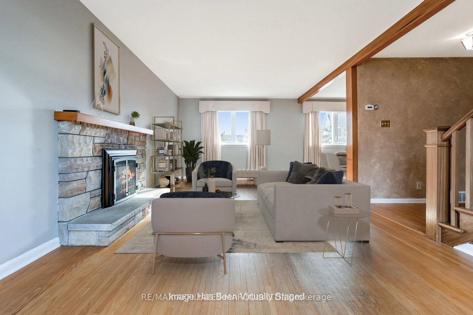Listing Image 5