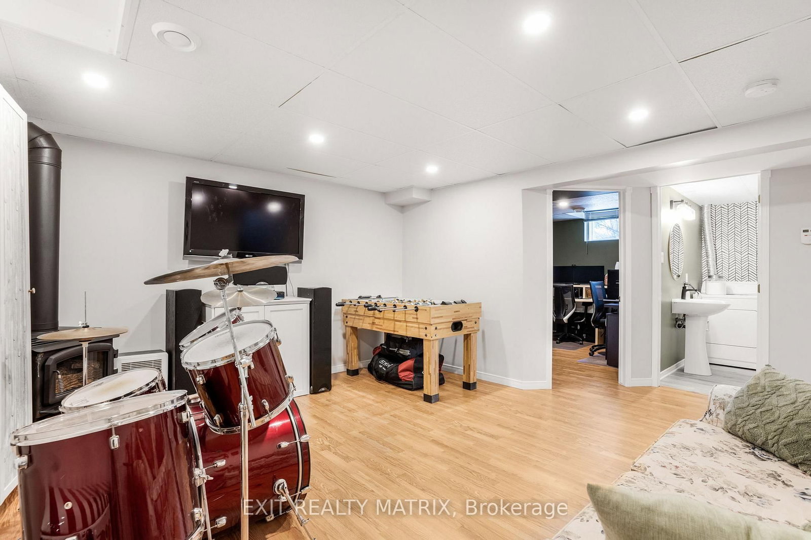 Listing Image 22