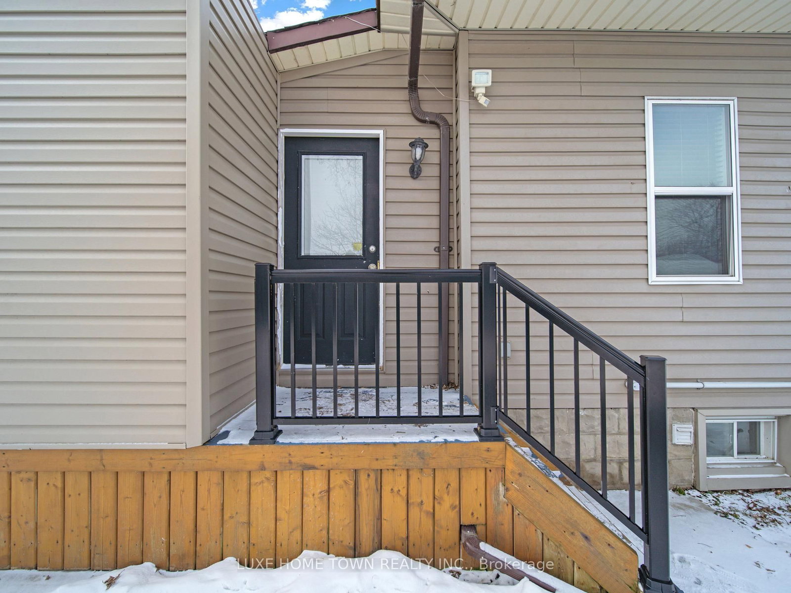 Listing Image 33