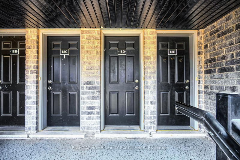 home for sale on 18D-1989 Ottawa Street S