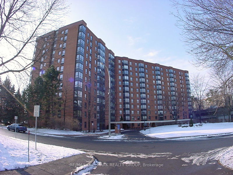 Unit 608 — 80 Sandcastle Dr, South of Baseline to Knoxdale - 7601 - Leslie Park image-0-0