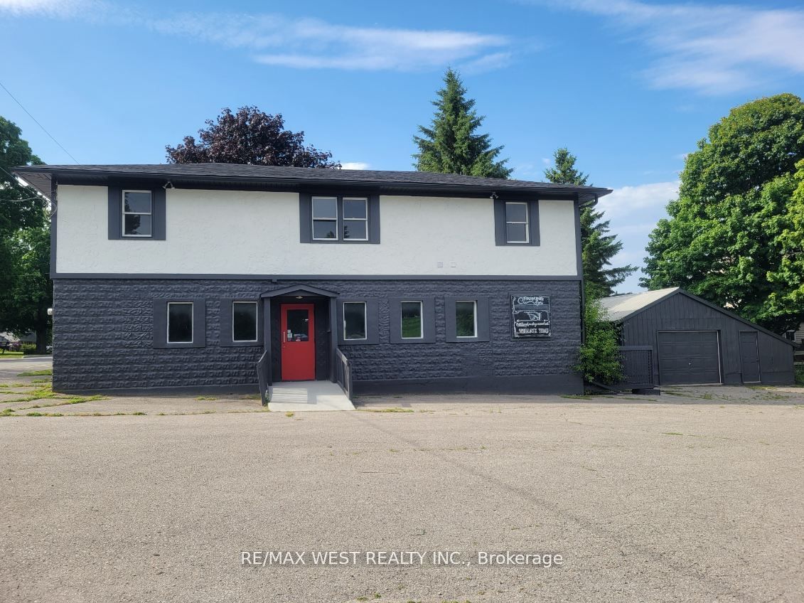 Building at 8642 Lander Road, Hamilton Township, Rural Hamilton