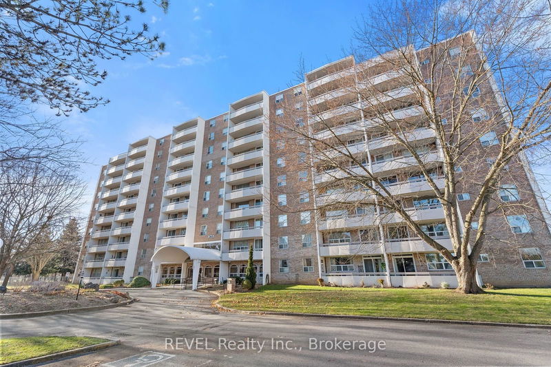 Unit 411 — 365 Geneva St, St. Catharines - 446 - Fairview image-0-0