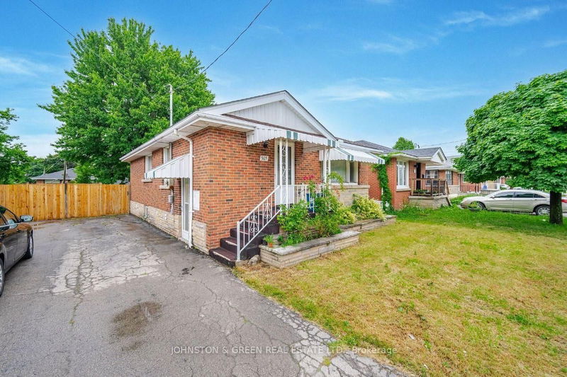 home for lease on Main-305 Mohawk Road E