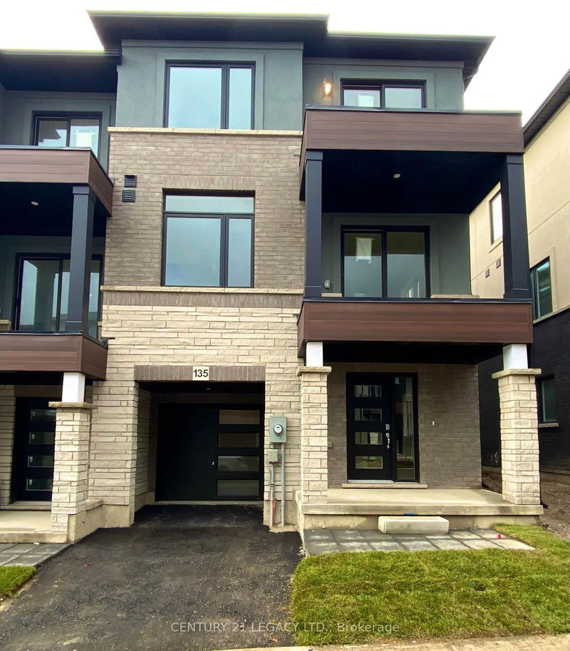home for lease on 135-155 Equestrian Way