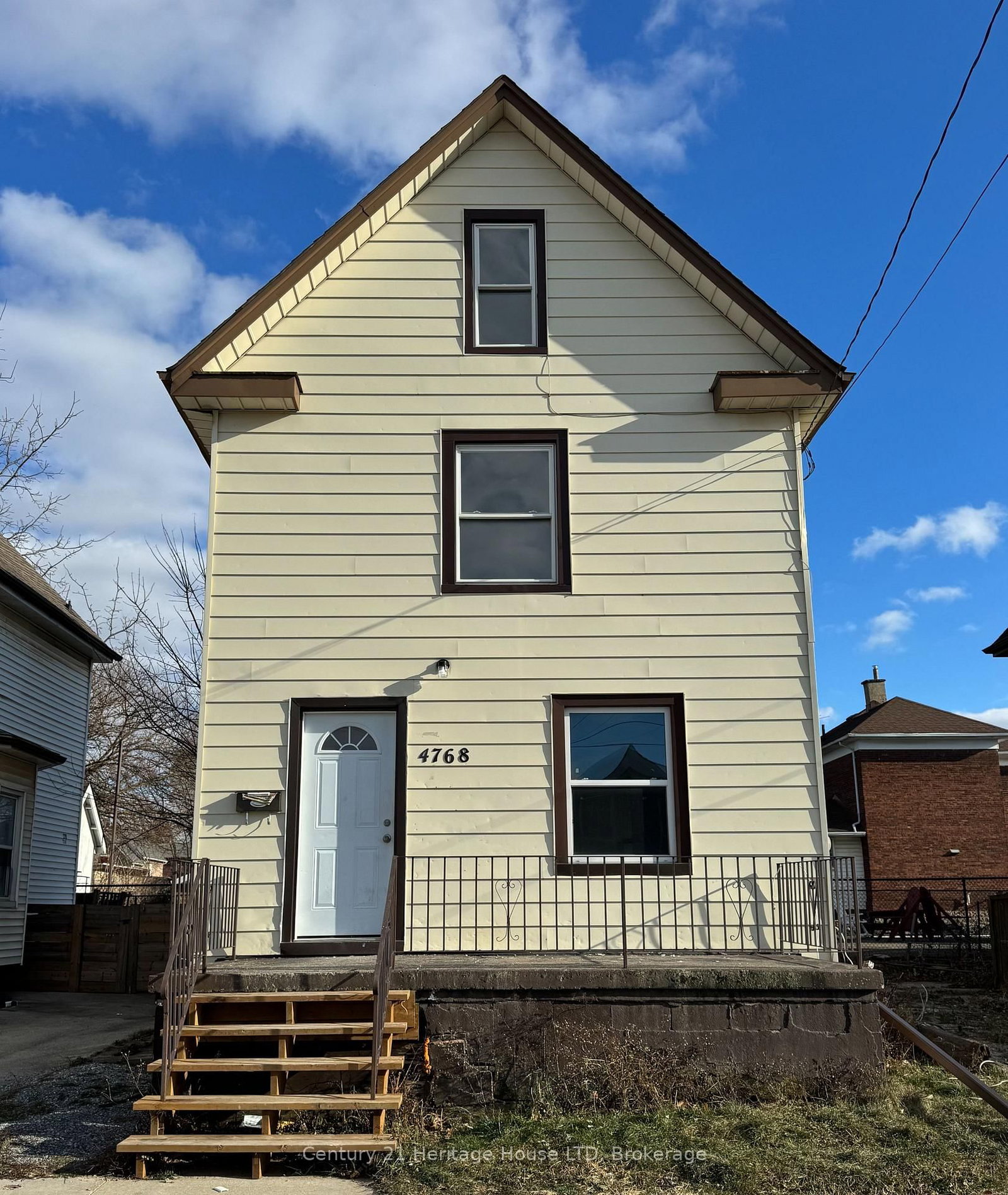 Listing Image 4