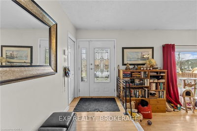 Unit A & B — 185 ELM St, Gananoque - 821 - Gananoque image-0-3