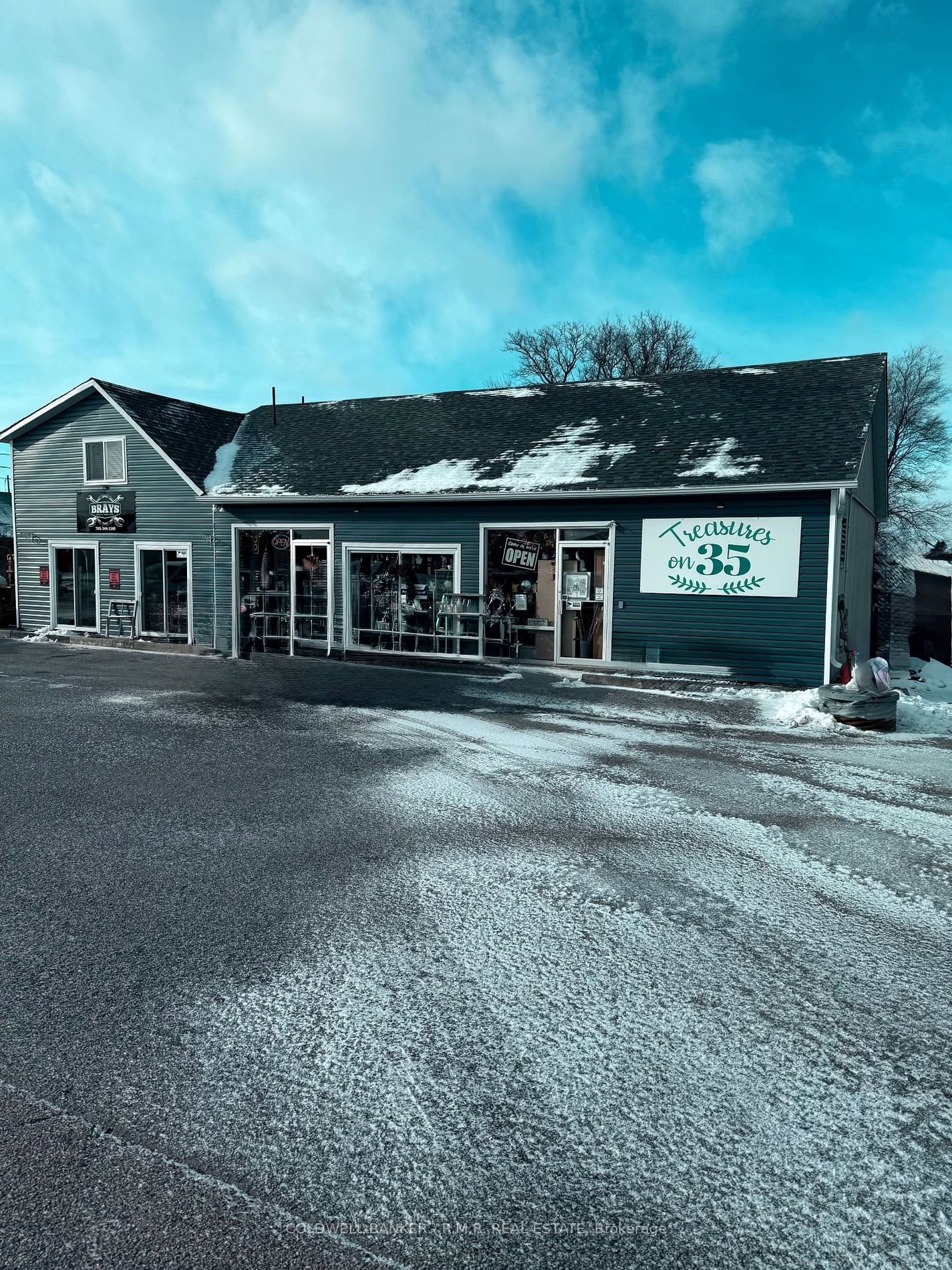 Building at 3921 Hwy 35, Kawartha Lakes, Cameron