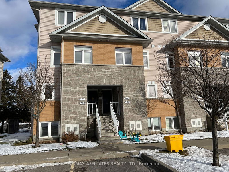 295 Fir Lane, North Grenville - 801 - Kemptville image-0-0