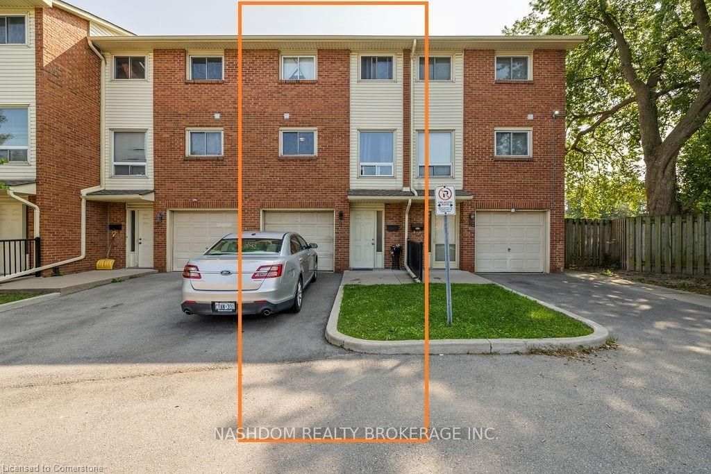 Townhouse sold at 17-6 Loconder Drive, Hamilton, Randall, L8W 1V8 - MLS: X11894103