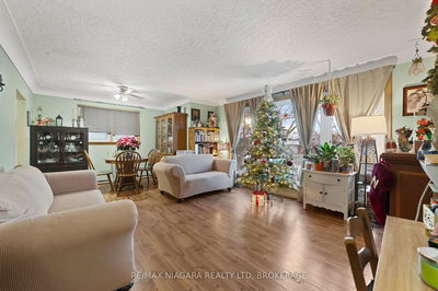 172 Queen St, Port Colborne -  image-0-2