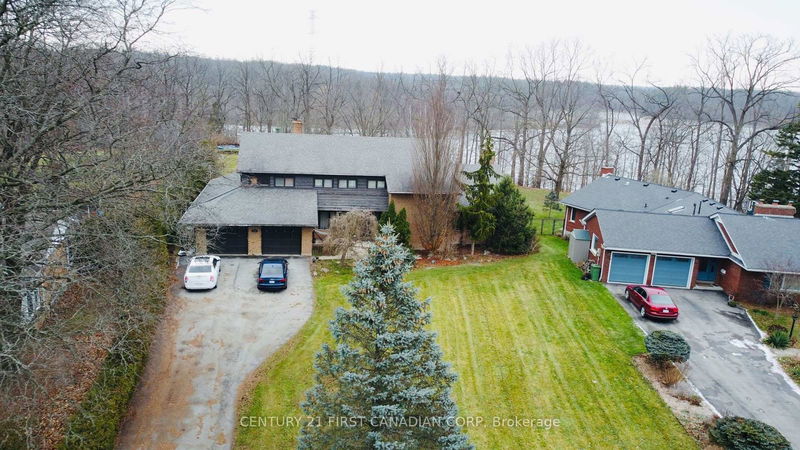 home for sale on 239 Woodworth Crescent